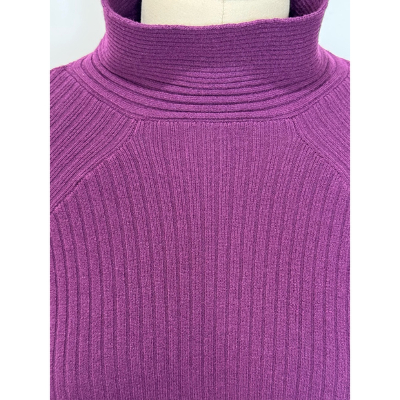 Women's Motto mock Turtleneck sweater Size M Purple Ribbed Knit 3/4 Sleeve - Picture 2 of 6